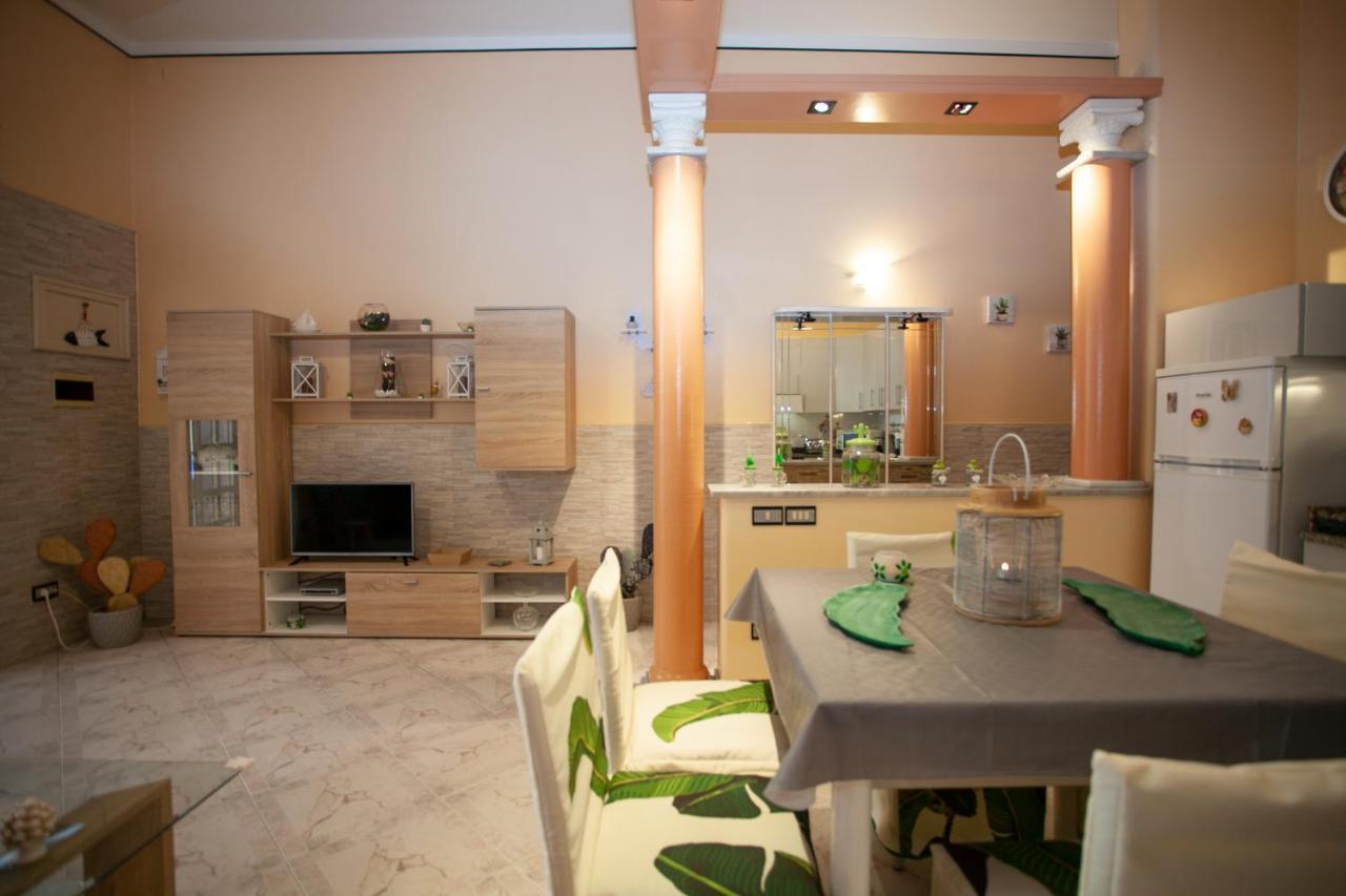 Casa Rosamaria Apartment Giardini Naxos Exterior photo